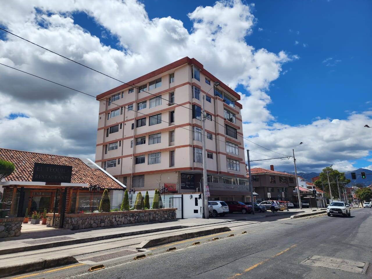 #MJ3058 - Departamento para Venta en Cuenca - A