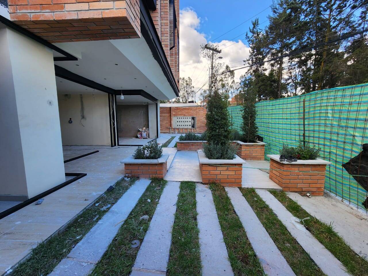 #MJ3183 - Local Comercial para Venta en Cuenca - A