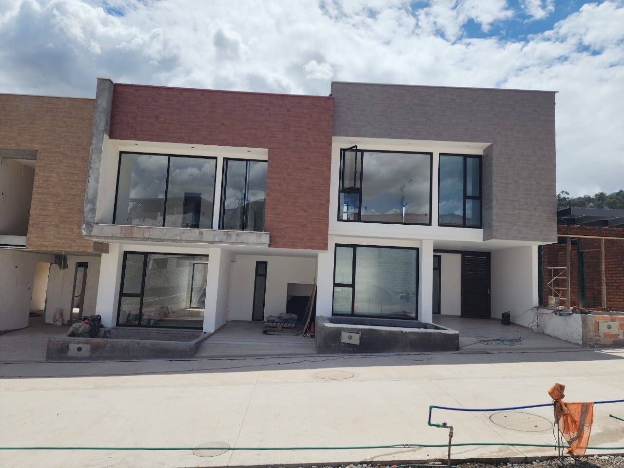 #MJ3156 - Casa para Venta en Cuenca - A