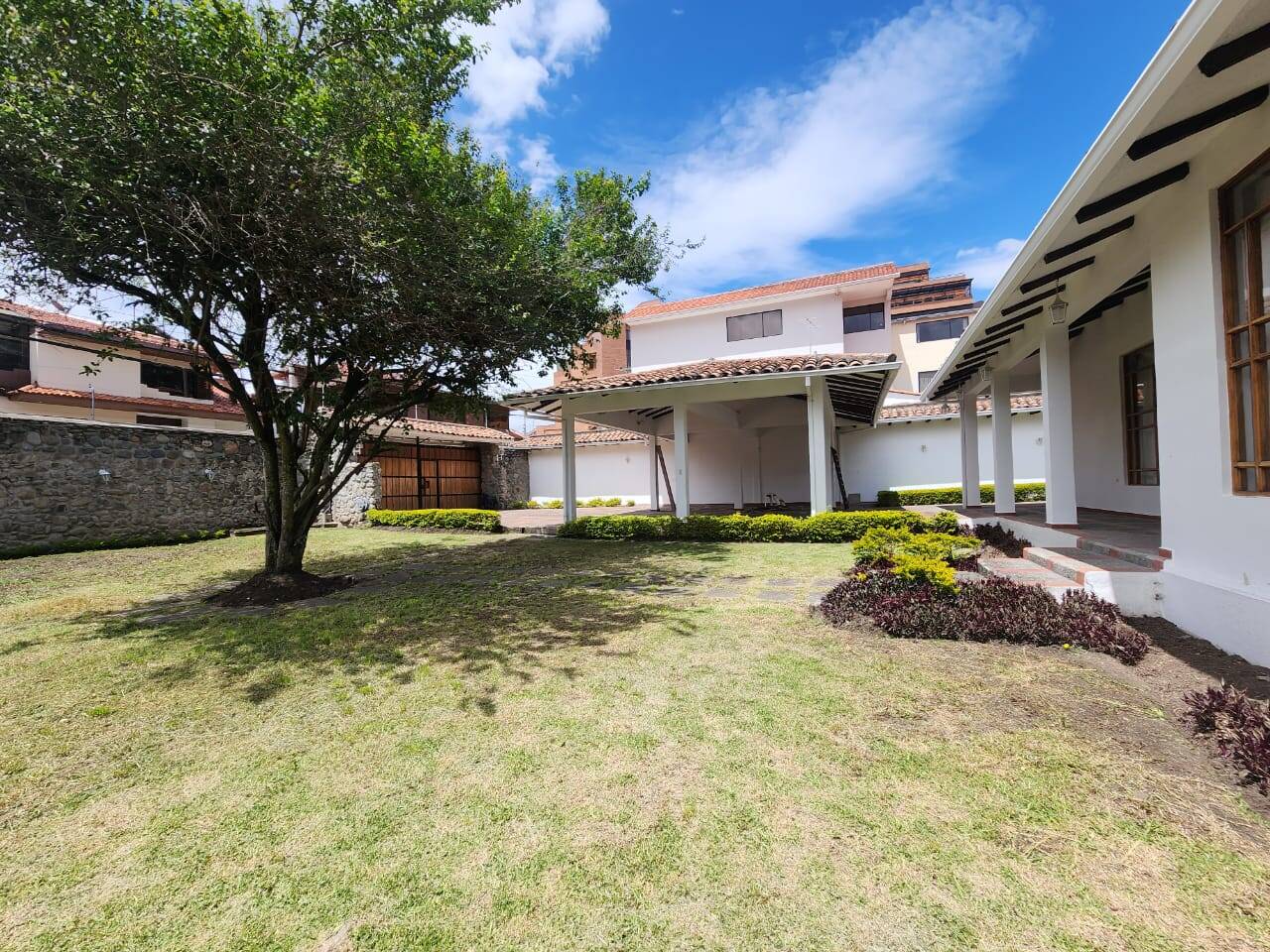 #MJ3213 - Casa para Venta en Cuenca - A