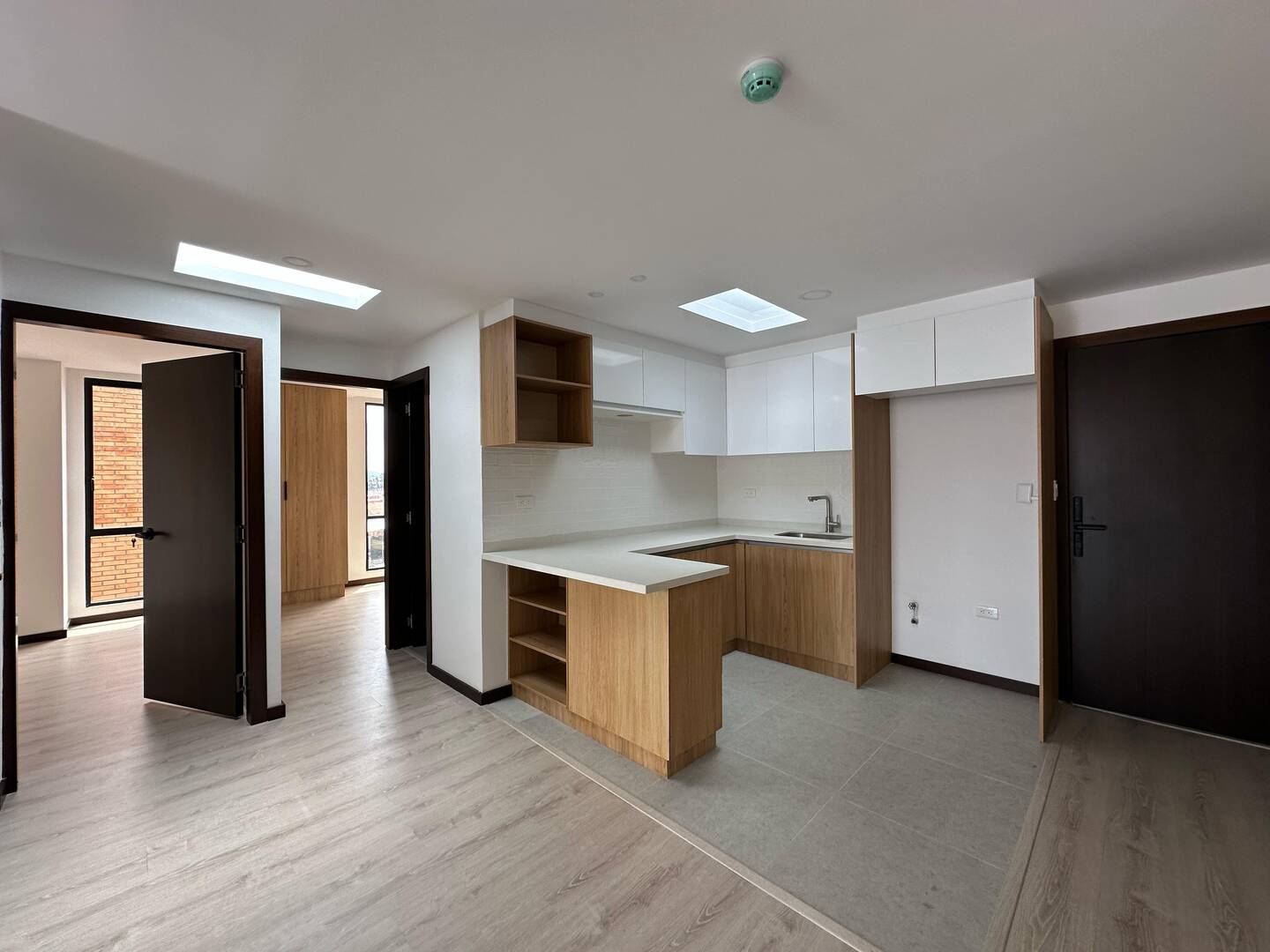 #MJ3230 - Departamento para Venta en Cuenca - A