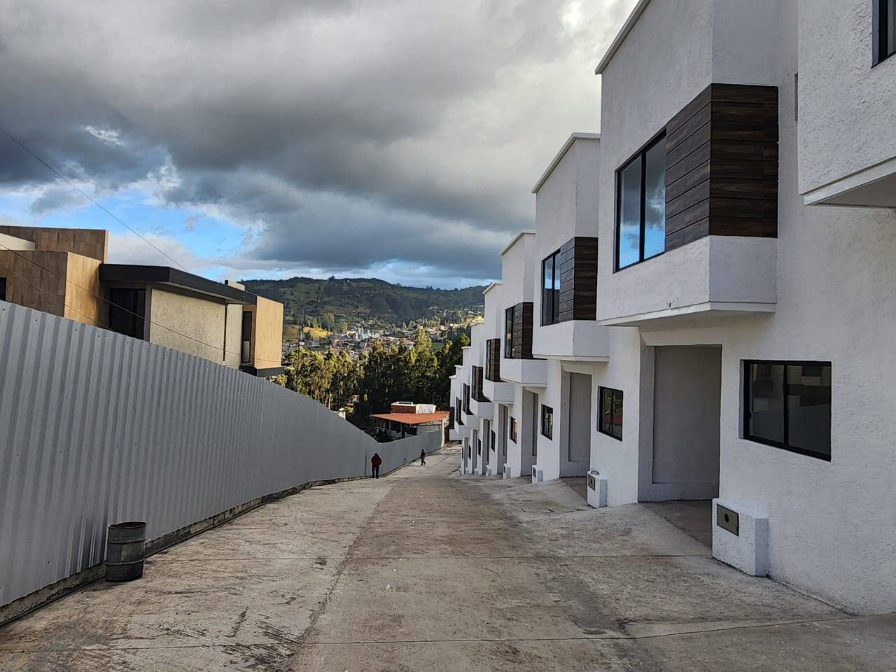 #MJ3013 - Casa para Venta en Cuenca - A