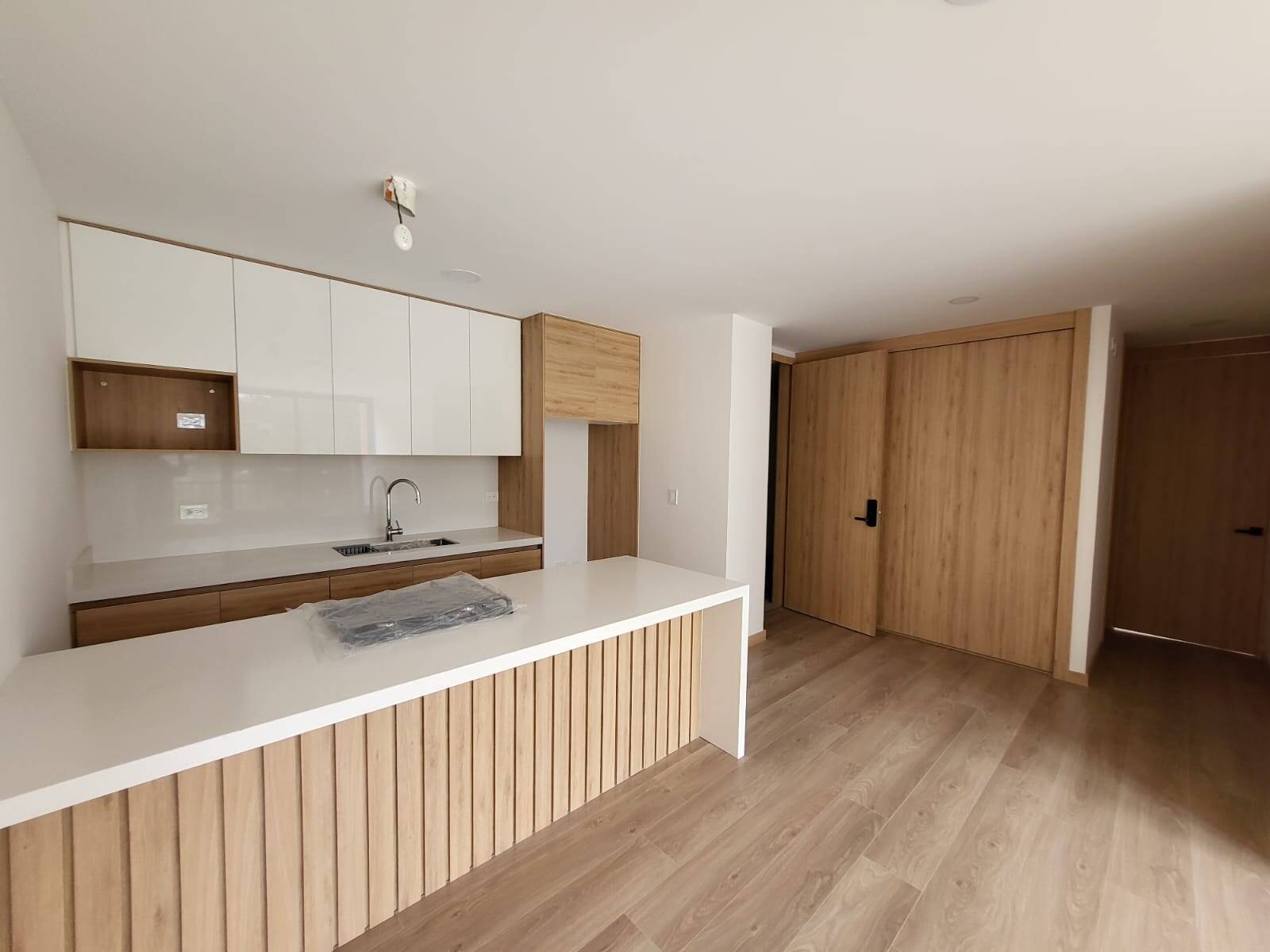 #MJ3110 - Departamento para Venta en Cuenca - A
