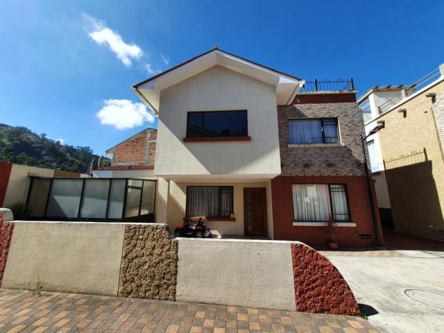 #MJ2593 - Casa para Venta en Cuenca - A - 1