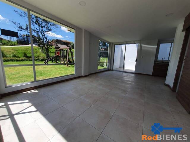 Casa para Venta en Cuenca - 4