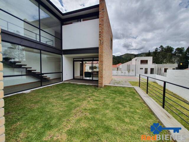Casa para Venta en Cuenca - 4