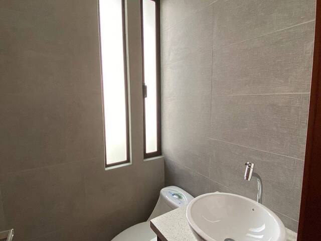 Casa para Venta en Cuenca - 5