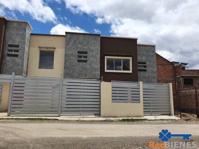 Casa para Venta en Cuenca - 1