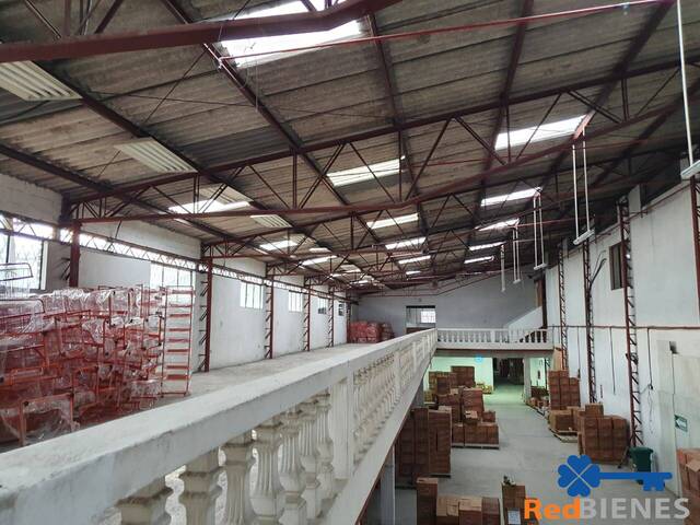 Nave Industrial para Alquiler en Cuenca - 5
