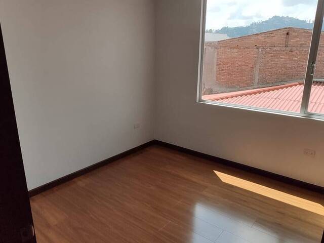 #GL2798 - Departamento para Venta en Cuenca - A - 3