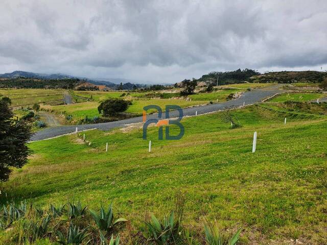 #MJ2843 - Terreno para Venta en Cuenca - A