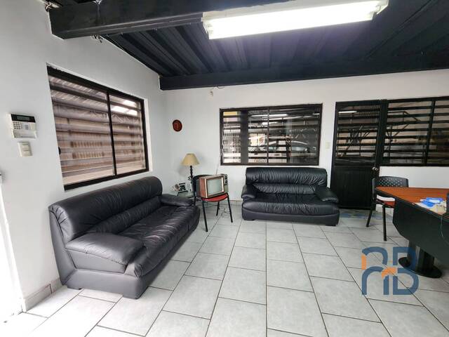 #MJ2917 - Local Comercial para Venta en Cuenca - A - 2