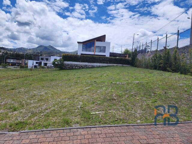 Venta en Challuabamba - Cuenca