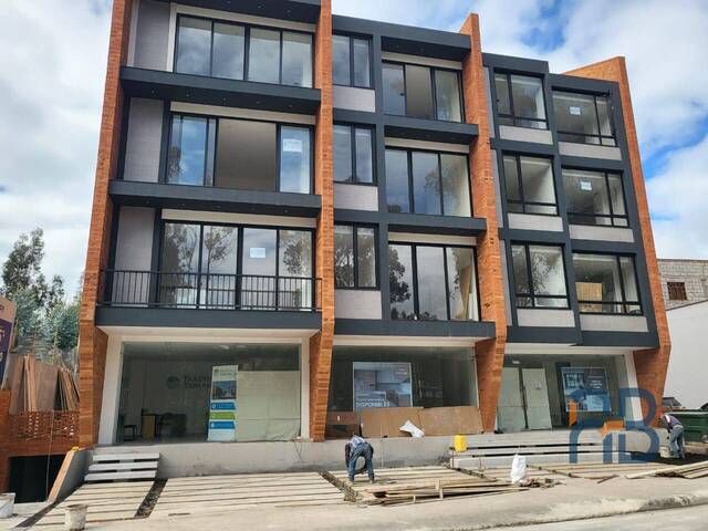 Venta en Primero de Mayo - Cuenca