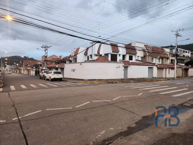 Casa para Venta en Cuenca - 4