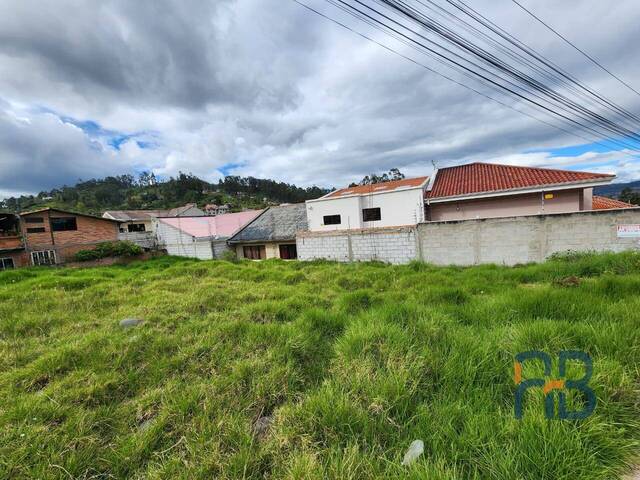 Terreno para Venta en Cuenca - 1