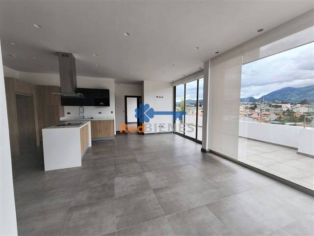 Venta en Puertas del Sol - Cuenca