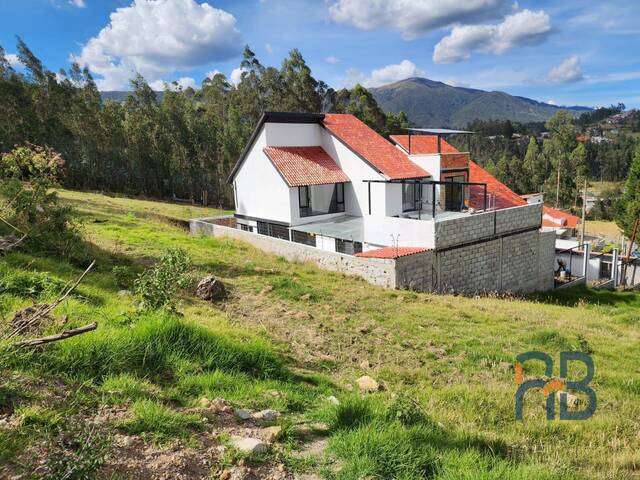 Terreno para Venta en Cuenca - 4