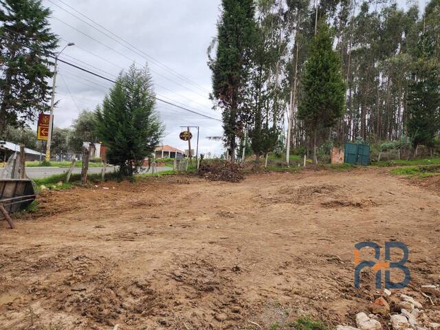 Terreno para Venta en Cuenca - 1