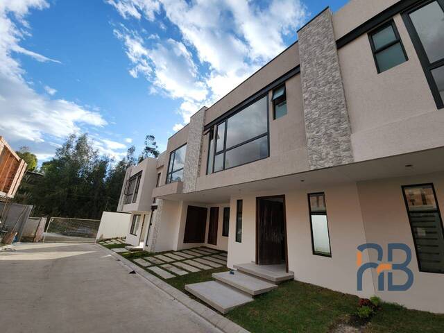 Casa para Venta en Cuenca - 4