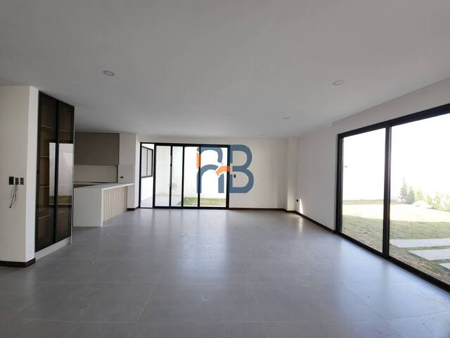 Casa para Venta en Cuenca - 5