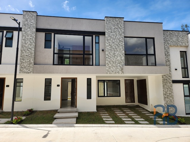 #MJ3218 - Casa para Venta en Cuenca - A - 2