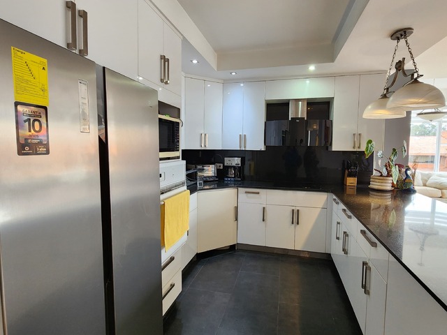 #MJ3244 - Departamento para Venta en Cuenca - A - 3