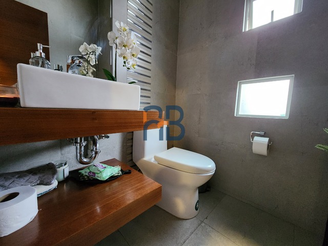 Casa para Venta en Cuenca - 5