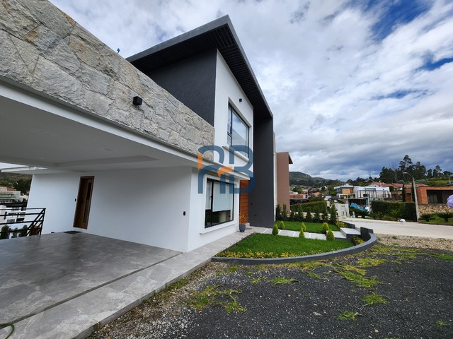 #MJ3254 - Casa para Venta en Cuenca - A - 3