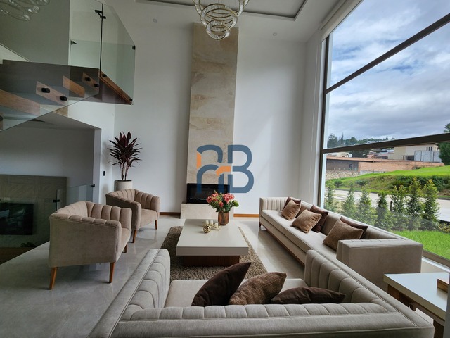 Casa para Venta en Cuenca - 4