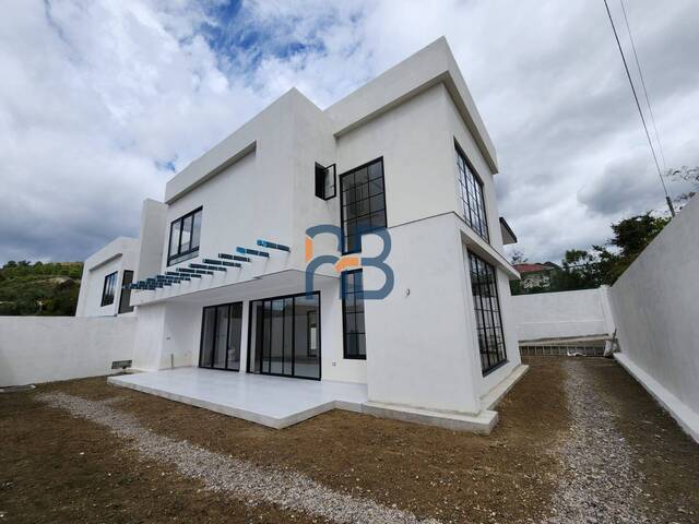 #MJ3255 - Casa para Venta en Cuenca - A - 2