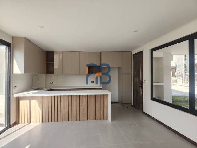 Casa para Venta en Cuenca - 2