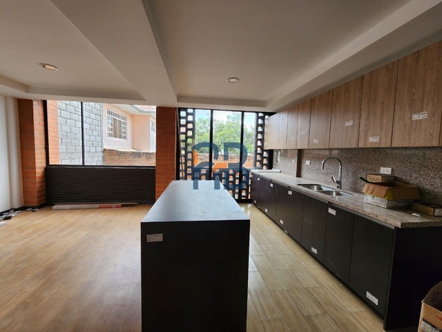 #MJ3265 - Departamento para Venta en Cuenca - A