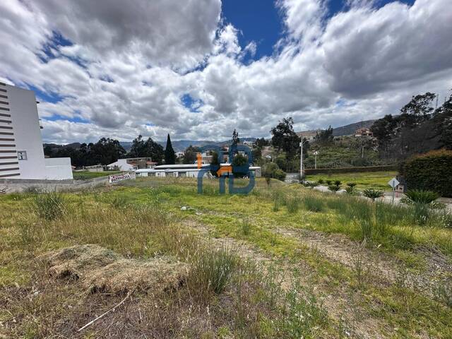#MJ3272 - Terreno para Venta en Cuenca - A