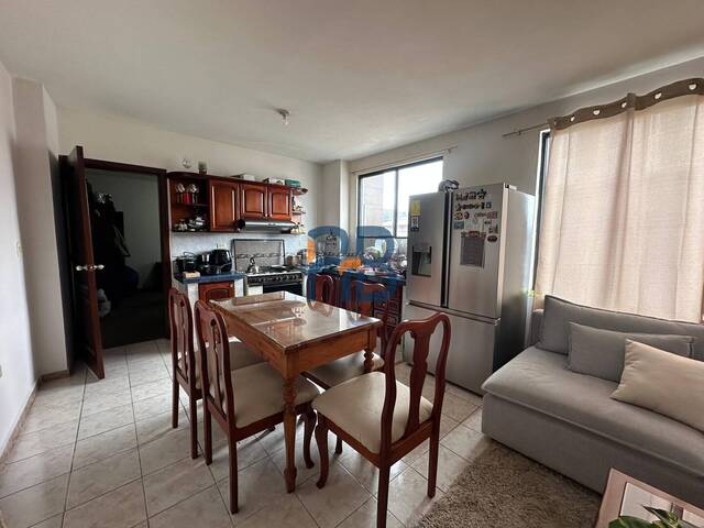 #MJ3275 - Departamento para Venta en Cuenca - A