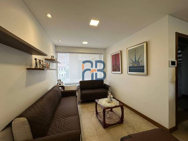 #MJ3275 - Departamento para Venta en Cuenca - A