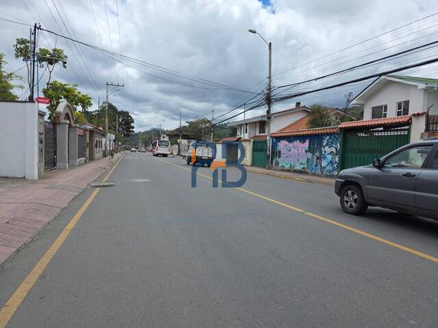 #MJ3284 - Terreno para Venta en Cuenca - A