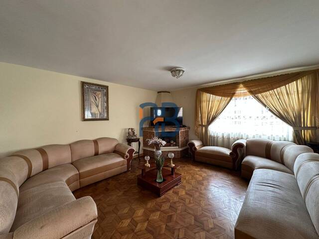 #MJ3286 - Casa para Venta en Cuenca - A