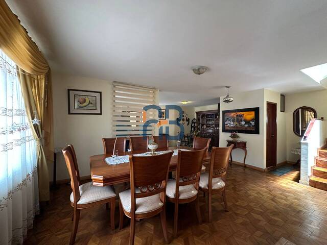 Casa para Venta en Cuenca - 4