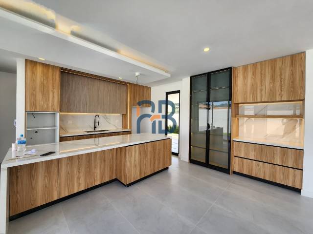 #MJ3287 - Casa para Venta en Cuenca - A