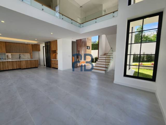 #MJ3287 - Casa para Venta en Cuenca - A