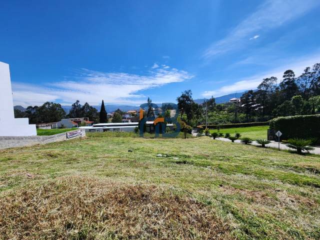 #MJ3272 - Terreno para Venta en Cuenca - A