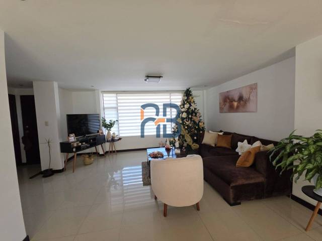 #MJ3296 - Casa para Venta en Cuenca - A