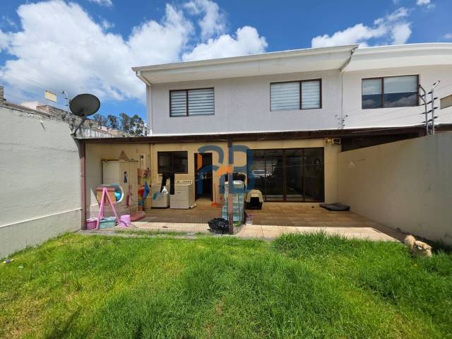 Casa para Venta en Cuenca - 5