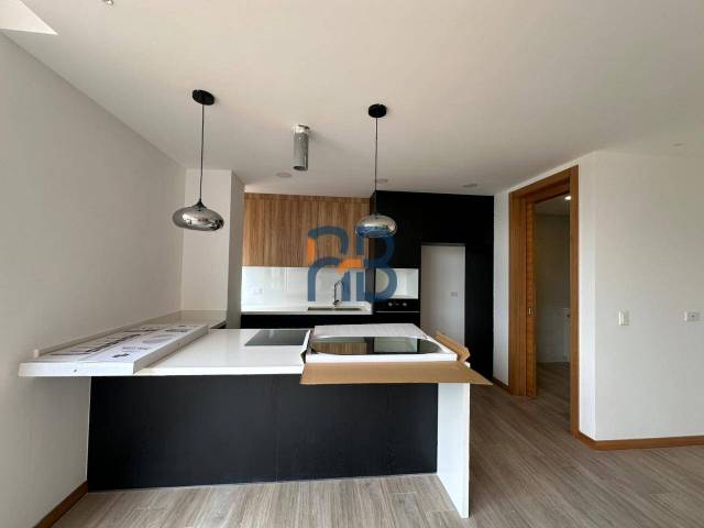 #MJ3298 - Departamento para Alquiler en Cuenca - A
