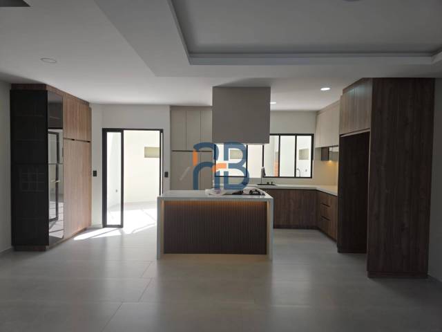 Casa para Venta en Cuenca - 4