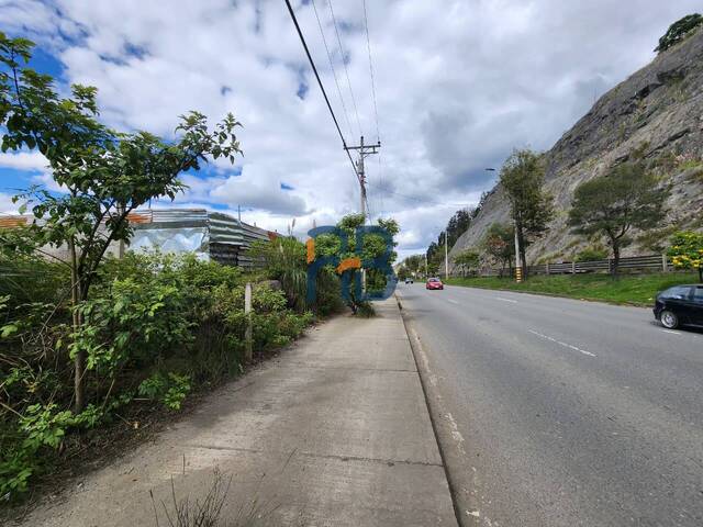 #MJ3310 - Terreno para Venta en Cuenca - A