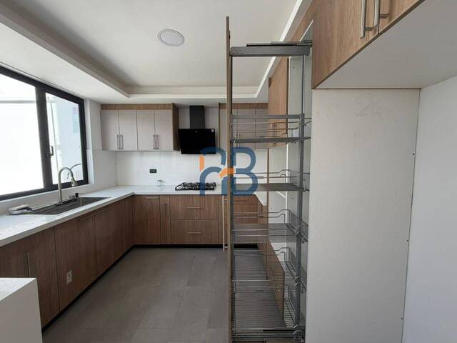 Casa para Venta en Cuenca - 4