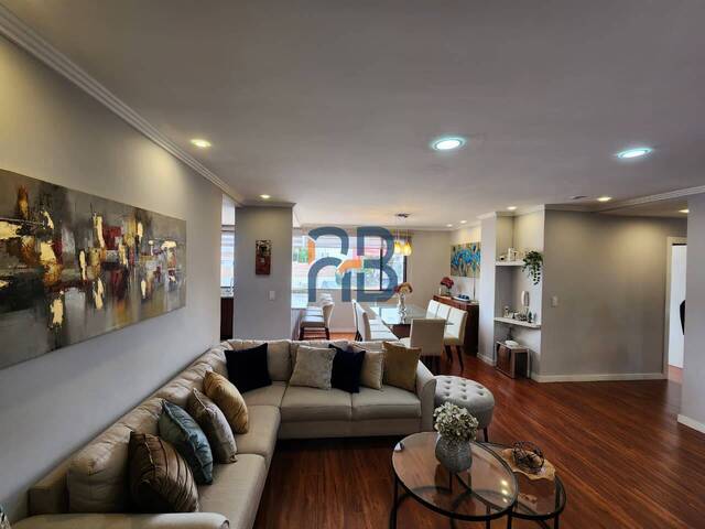 Venta en Parque de La Madre - Cuenca