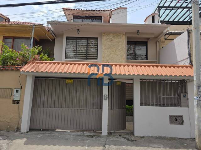 #MJ3324 - Casa para Venta en Cuenca - A